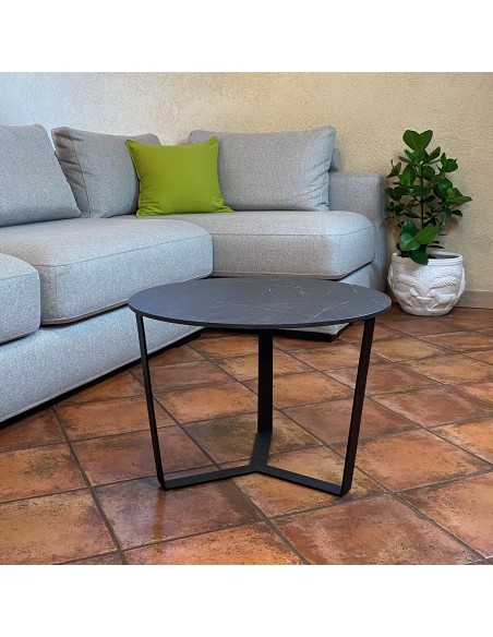 Tavolino ALADIN | Colore: Marmo Nero | Dimensioni Base: 60x68 cm | Altezza 40 cm